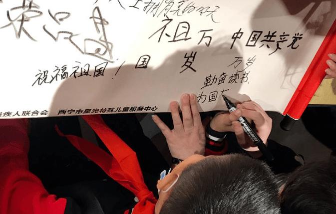遇到这么浪漫的爱心树+一定要分享给喜欢的人怎么回答女生？