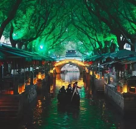 逃离制药厂